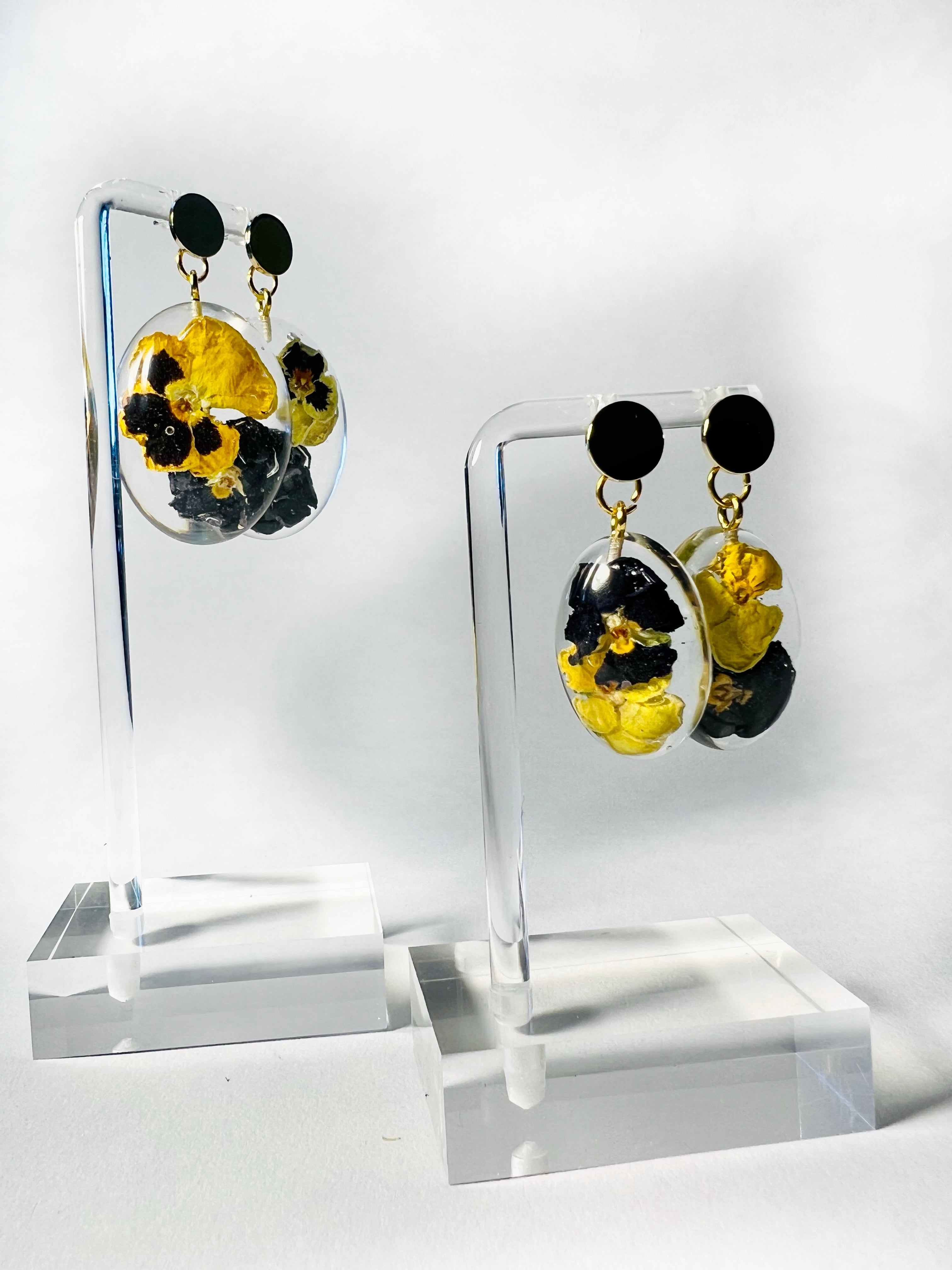 Double Pansies Floral Earrings - Large Oval
