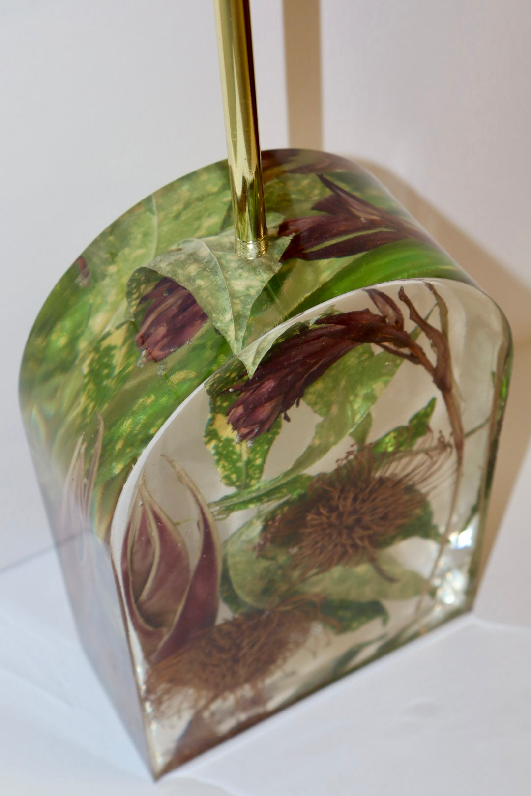 Tropical Abundance Lamp